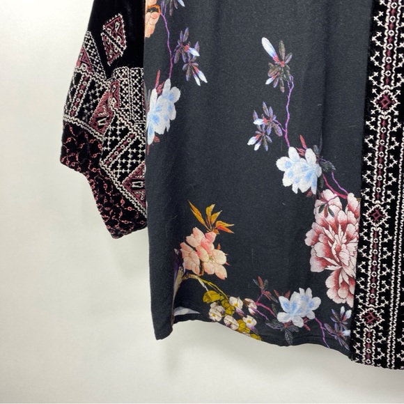 Johnny Was 3J Workshop Velvet mix Black Long Sleeve Top shirt Blouse Size Medium - Picture 8 of 15